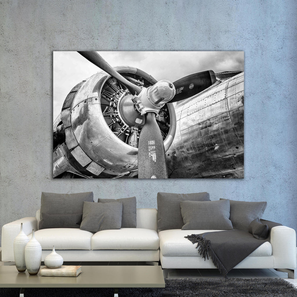 B-17 Flying Fortress engine in black & white